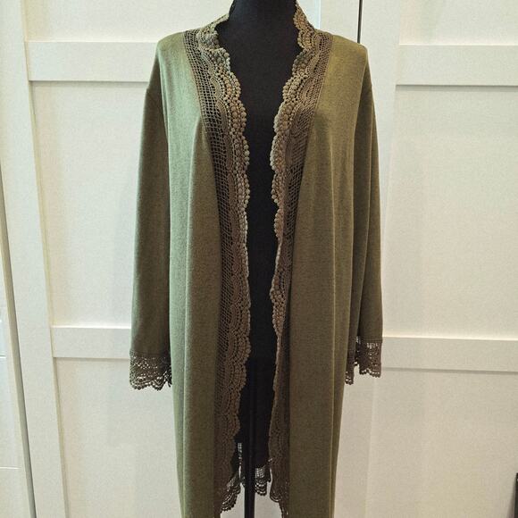 Tickled Teal Lace Trim Cardigan - Picture 2 of 10